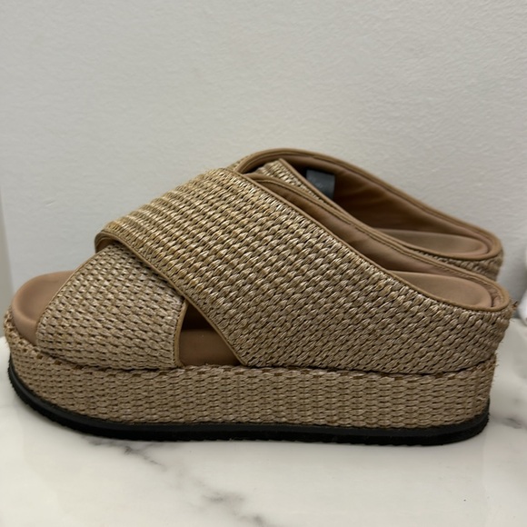 Women's cross stack raffia sandal - Picture 3 of 5